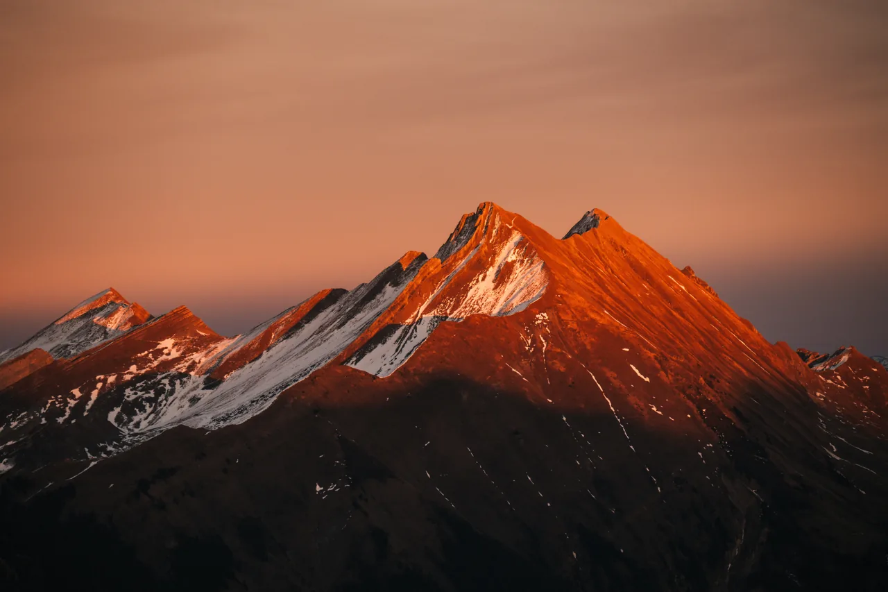 Rote spitze, Landschaftsfotografie Schweiz von Thomas Leuthard
