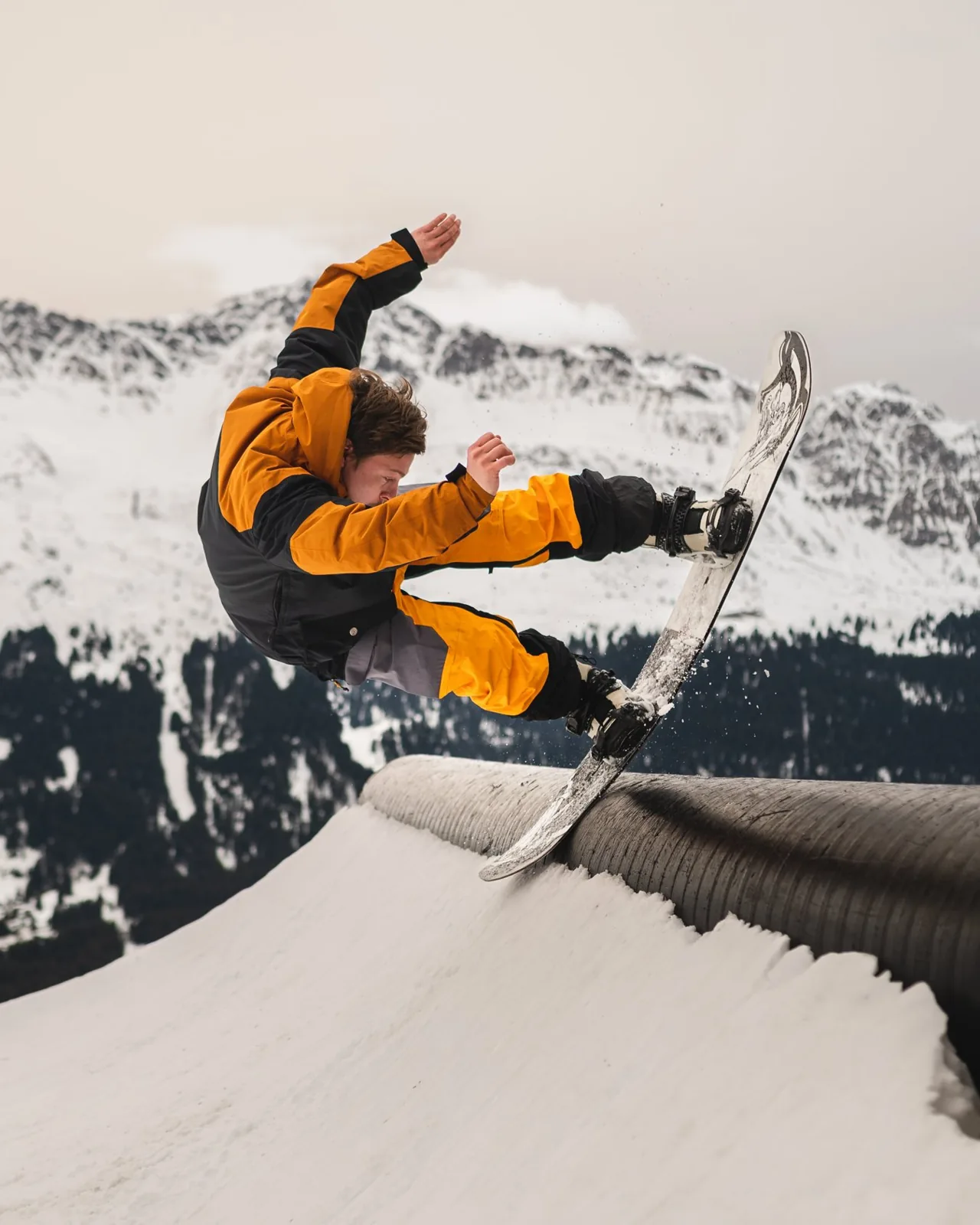 Snowboard air, Snow, Sportfotografie von Thomas Leuthard